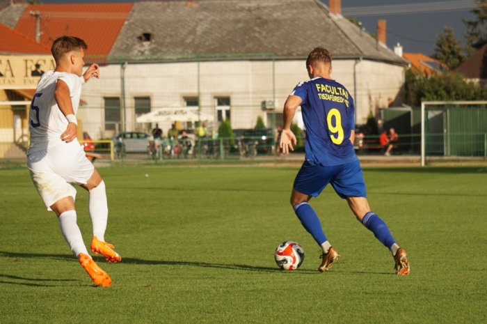 Tiszaújváros-Facultas Tiszafüredi VSE 2-2 (0-2)
