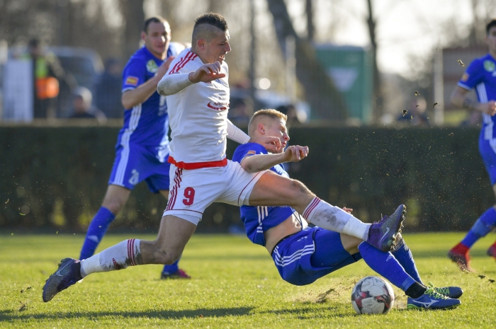 A sereghajtóhoz utazunk …