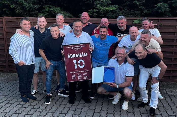 Újra itt van/volt a nagy csapat …